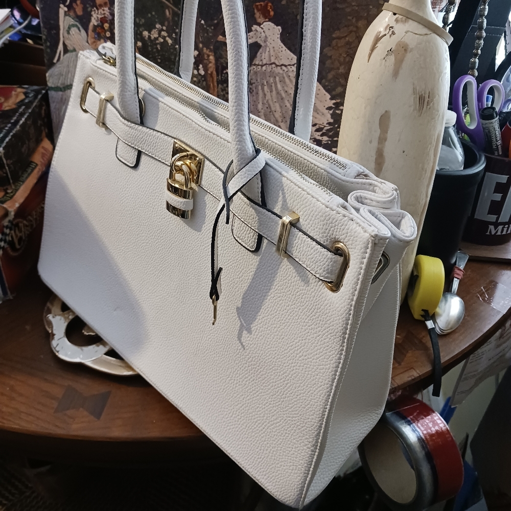 Dasein👜Leather Satchel Bag Gold Hardware,Leather Bag,Lock & 🔑 - Picture 2 of 16